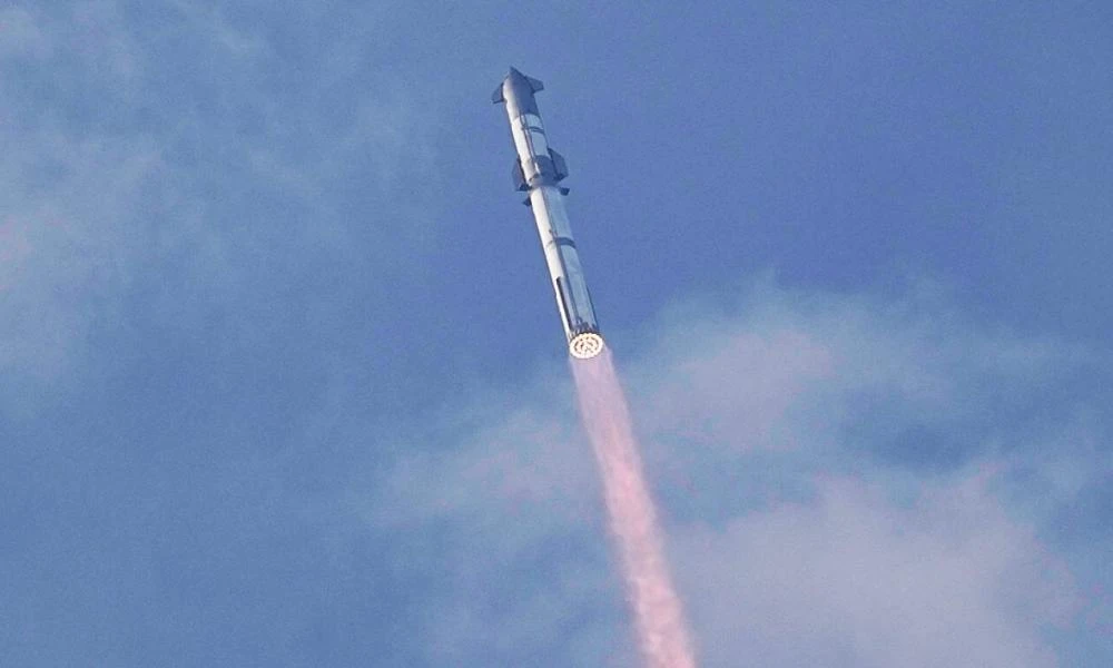 SpaceX: Ο πύραυλος Starship καταστράφηκε ενώ επέστρεφε στην ατμόσφαιρα